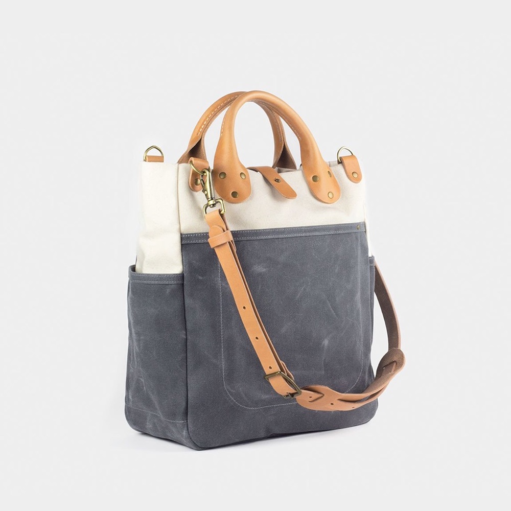 Winter Session Garrison Carry All Bag